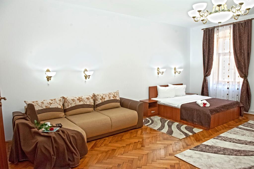 Cathedral Apartments Sibiu Værelse billede